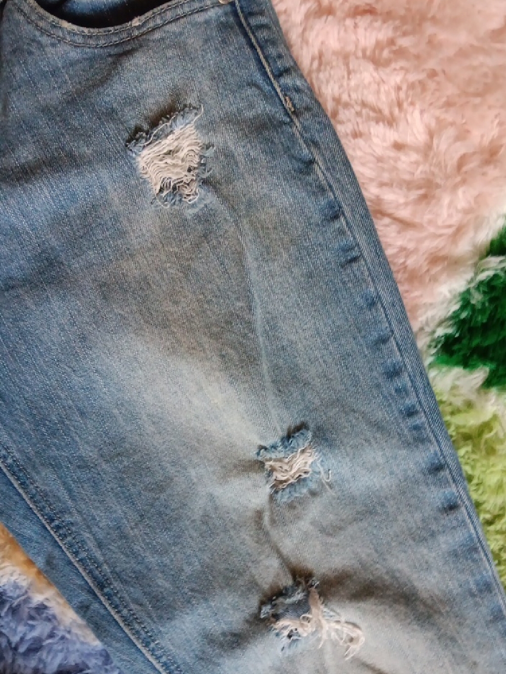 Numero Light Blue Distressed Women’s Jeans - Picture 4 of 9